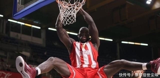  倒地|篮球界噩梦年！年仅27岁的NCAA大中锋，突然倒地猝死，原因太可怕