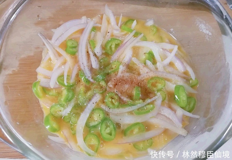  好吃|好吃的洋葱鸡蛋煎饼