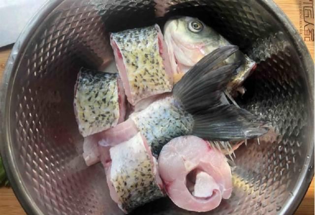 红烧|草鱼不蒸不炸不红烧,这样做也好吃,随便搞搞都是美味