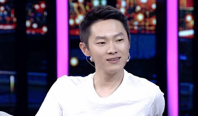  隐藏|他是好声音首位冠军，比赛后就变“失踪人口”，为何隐藏5年再回归?