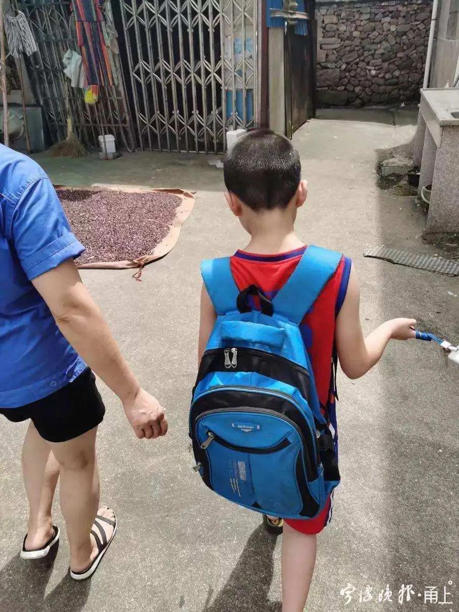  宁波|“我知道我是个废物…”宁波11岁男孩留书出走！前一天刚被母亲罚跪2小时的他，一席话让所有人心疼……