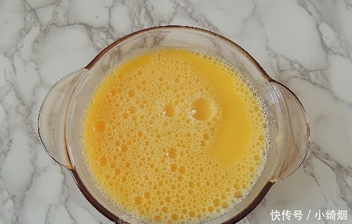 小窍门|鸡蛋羹怎样做才够嫩滑?几个小窍门教给您,一看就会,超简单