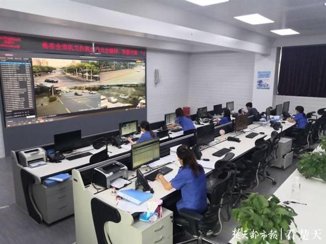 武昌区|向车窗抛物说不!武昌区2000余部电子眼上线全天候抓拍