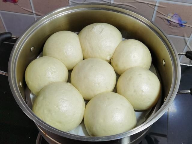  别人|同样是蒸馒头，为什么你做出来和别人不一样？关键在和面