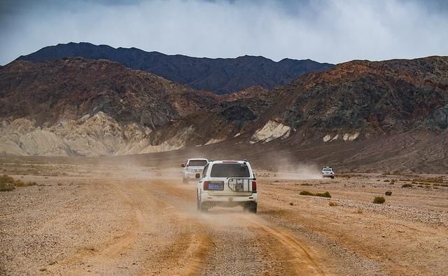  湖水|大柴旦：五彩谷天地雄奇之峻，翡翠湖水云婉约之华，柴达木探秘4