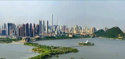  发展提供|苏北唯一一个二线城市，GDP已突破7000亿，有望晋升为新一线城市