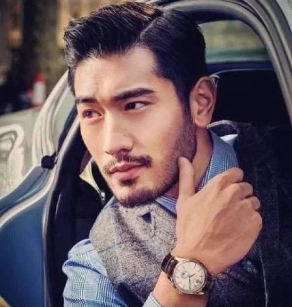  综艺节目为|参加综艺的那些明星真的有危险吗？受伤、晕倒，而他离开了我们