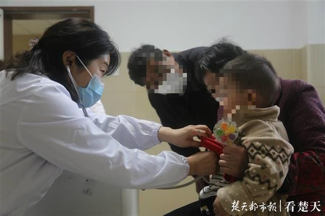 专家团|“2020湖北儿童健康行”走进黄冈，患者享受专家团诊疗