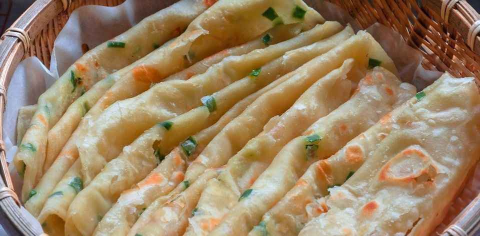 家常|家常烙饼最简单的做法,不用揉面不用油酥,柔软又多层,凉了不硬