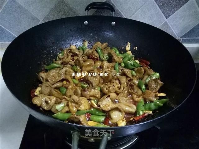 下酒|香而不腻的肥肠煲！零厨艺家常菜！下酒又下饭，好吃到爆