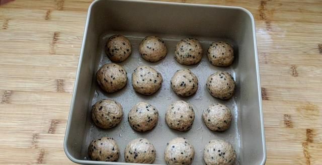 面包|非常适合新手的【波兰种全麦小餐包】,效果超赞,软到不知所措