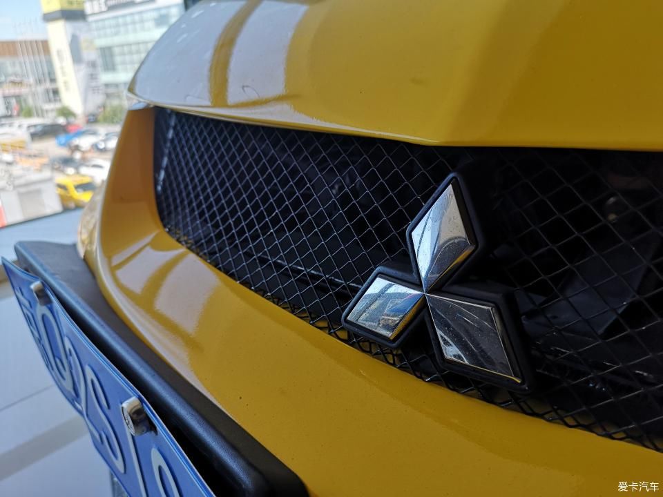  真的|【玩车攻略】情怀至上“大街霸” 柠檬黄EVO9 我真的酸了