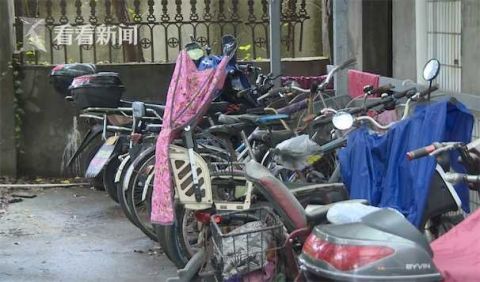  索赔|楼道4辆自行车被清理!业主索赔4000 物业却说...