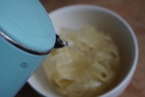 不胖|面条米粉靠边站,8月晚餐锁定它,低热量超简单,多吃也不胖