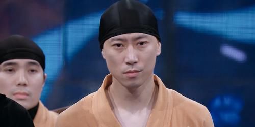  张艺兴|王一博含泪淘汰小鸡哥，程薇霖控诉张艺兴：队长把我喂胖了