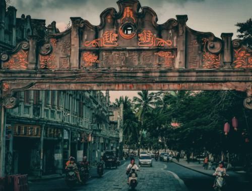 浪漫|别再只知道三亚海口,海南最被低估的古城,才藏着地道的海岛风味