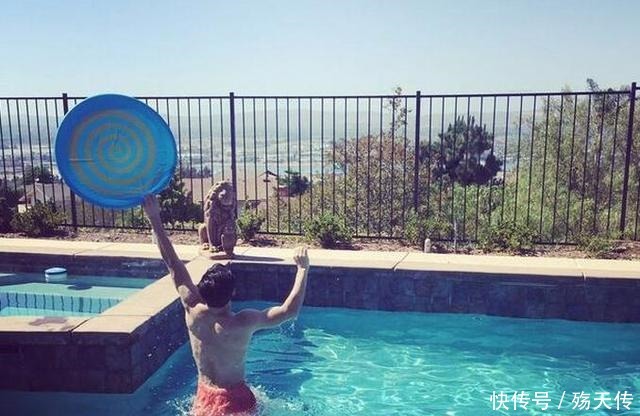 上档次|李小鹏美国亿万豪宅曝光 内部装修简约大气上档次!