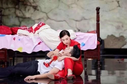 女人真|张雨绮再次第一，美丽笨女人真就这么吃香？