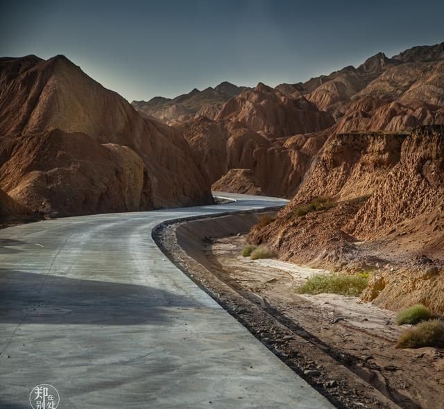 七彩|千里走西北(2):七彩丹霞到底有多美?这篇图文路线,让你看懂