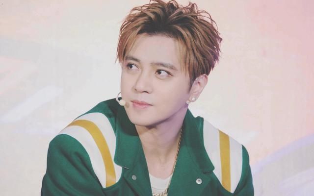  科幻电影|张亮为赵丽颖发声，被邀请为麻辣烫代言，罗志祥黑眼圈让眼霜获利