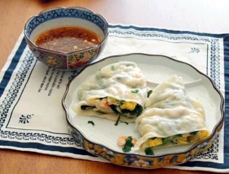 特鲜|韭菜这吃法火了,不炒菜不包饺子,卷一卷蒸一蒸,出锅香软特鲜