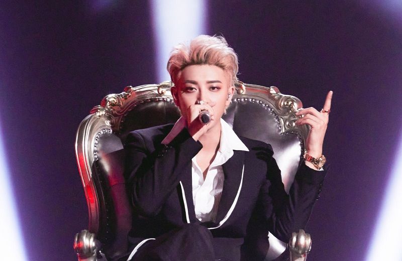  唯一|她是黄子韬微博上的唯一关注，老板与员工之间的感情太甜了