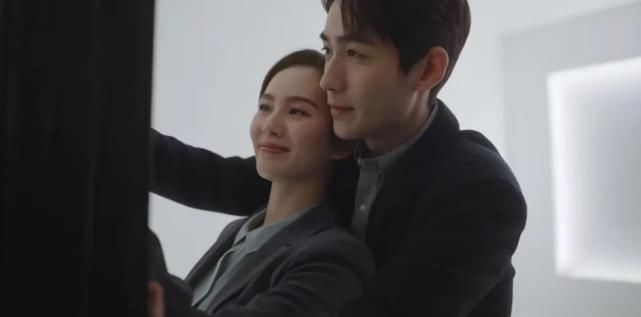 看起来|当流量男明星也太容易了?《亲爱的自己》朱一龙赘肉多有点“肥”