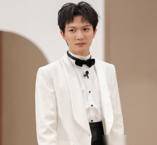  实力派|《跨歌5》帮唱阵容，实力派周深来助阵，看到前NPC成员很意外