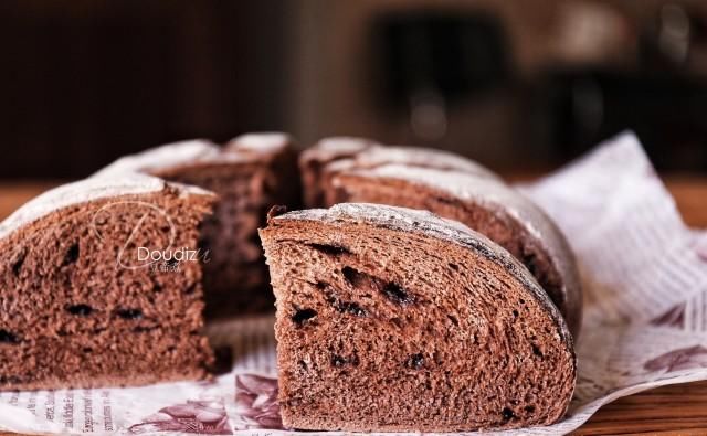 馒头|老婆买了几十斤面粉,说学做包子馒头,吃得快吐了,今天才换花样