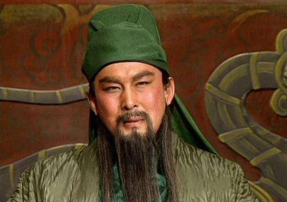 态度|同为五虎上将,关羽看不上马超和黄忠,为何对赵云态度不同?