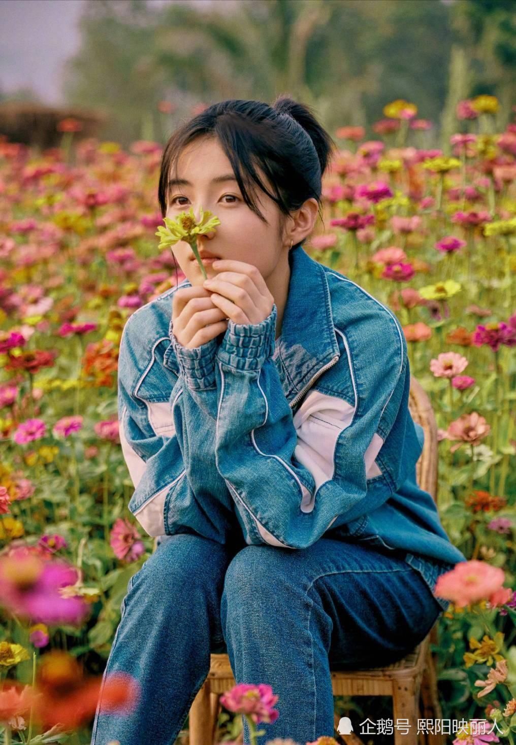  小子枫|妹妹张子枫高考北电第三，这个平凡的小姑娘没你想的那么简单！