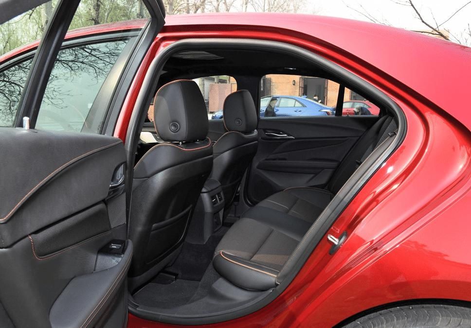 凯迪拉克|凯迪拉克CT4跌至19万,237马力追高铁,为啥大家都买雅阁