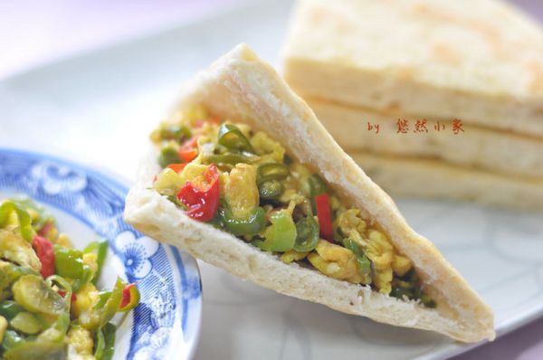  面团|锅盔夹秦椒炒鸡蛋