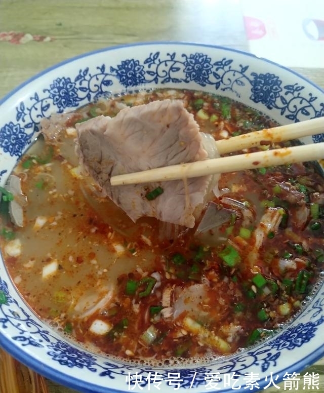 吃羊杂|关中名吃,大锅熬汤,秋天来一碗暖心暖胃又滋补