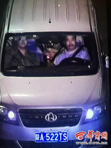  驾驶证|为接送工人竟在网上购买号牌贴？警方：驾驶证扣12分罚款5000元