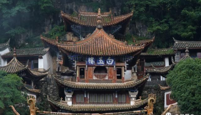  缘狮洞|这座“嵌”在悬崖峭壁上的寺庙，风景如画，令人沉醉