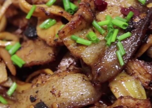  简单|简单好吃的笋尖炒肉片，香嫩营养，爽口下饭，老少皆宜的家常菜