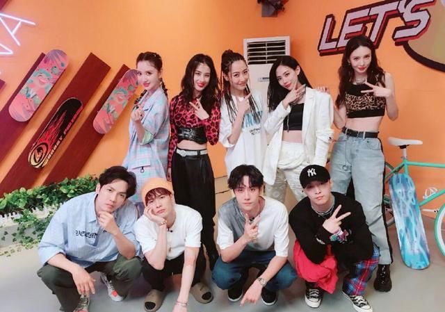  队长|这就是街舞：“浪姐”张萌追星王一博失败手画合影，夸4位队长却大篇幅偏心他