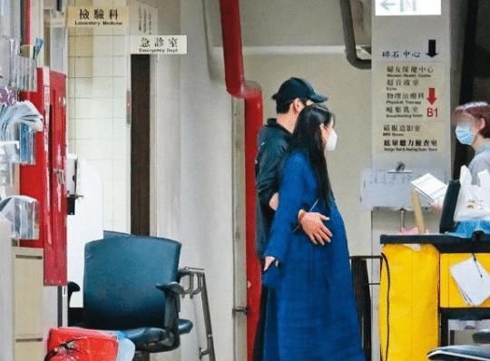 生产|郭碧婷生产前照片曝光，婆婆向太惊喜现身，向佐陪伴左右