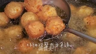 炸豆腐|酥脆鲜嫩的炸豆腐丸子(声明:菜谱由视频剪辑而成)