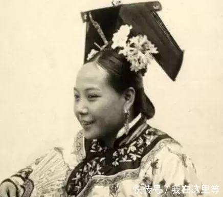 清朝时期|罕见老照片100多年前女性长什么样第二位容貌让人心跳加速!