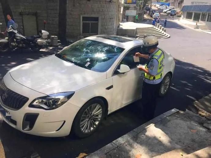 开车|百日百警丨全城严查！开车上路的你一定要注意......