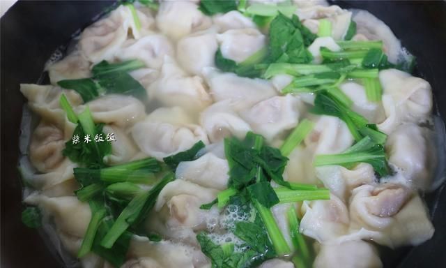  我家|我家包馄饨，从不买馄饨皮！晒出馄饨皮做法，网友：太简单了