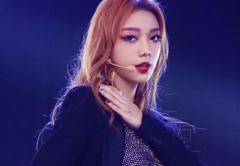  少女|火箭少女101共有11个人，为何只有十人参加《炙热》决赛？老问题