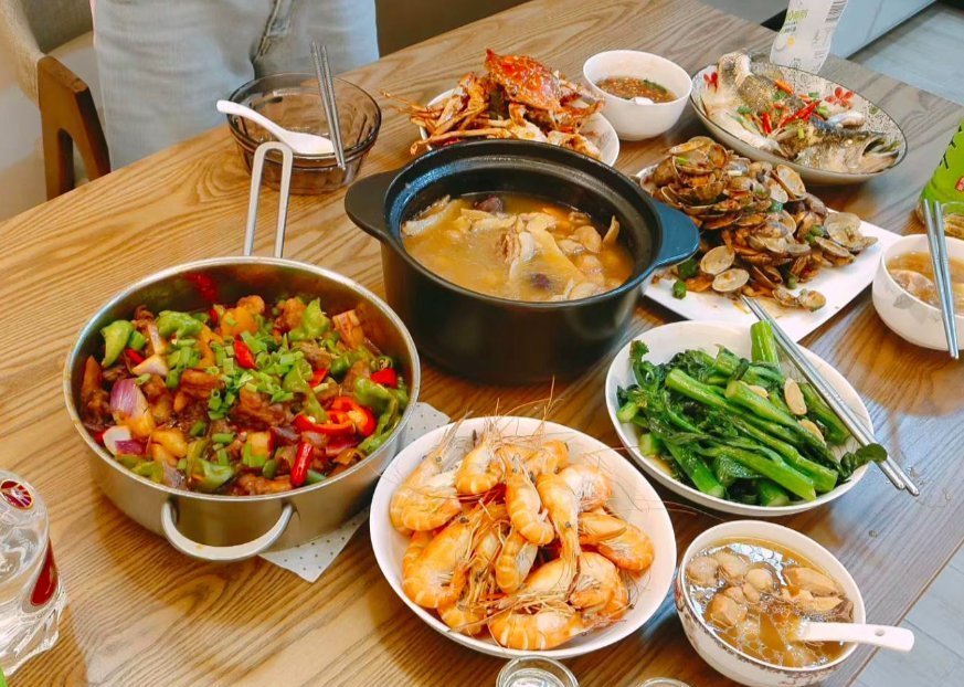 中秋家宴|朋友圈里晒的节日家宴,家家都温馨又丰盛,最后一张看着有点想哭