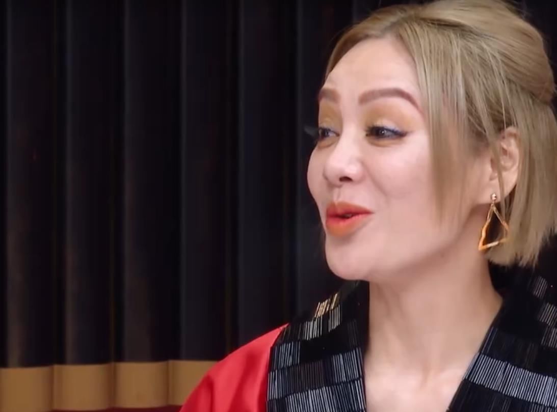  队友|孟佳孤立无援，吴昕暖心救场，金晨张含韵都低头躲避，队友也逃了