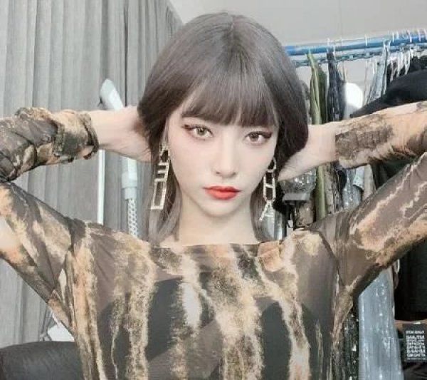  THE9|THE9八月下行程，许佳琪喻言孔雪儿行程少，而陆柯燃谢可寅却让人意外