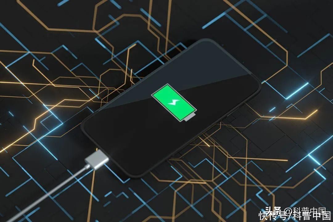 手机怎么样充电使用寿命长(最正确手机充电方法！帮你延长手机电池使用寿命)