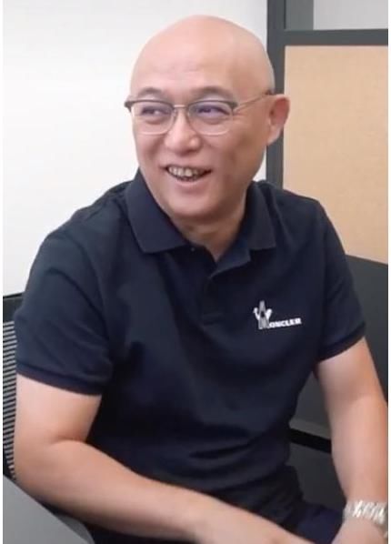  豪宅|孟非到底多有钱？23岁女儿穿睡衣出镜，暴露家中千万豪宅！