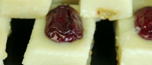  好吃|糯米粉这样做太好吃了，不用揉面，筷子一搅，连吃10天也不腻